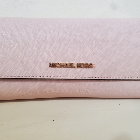 Michael Kors tri-fold wallet - Picture 1 of 3